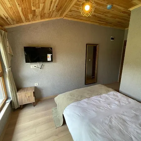 Bizim O'ra Kueme Evleri & Resort *